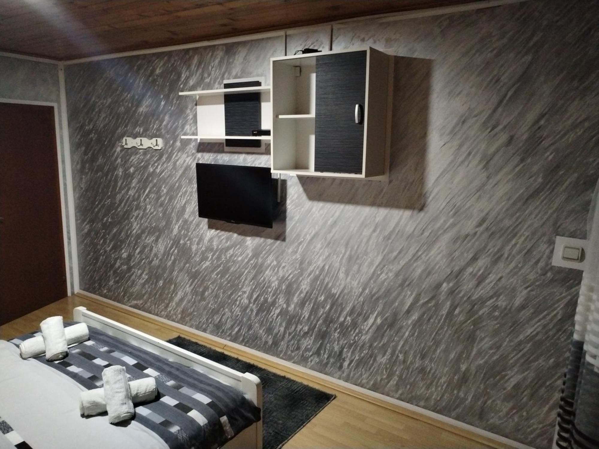 Sobe Lara Apartment Donji Milanovac Exterior photo